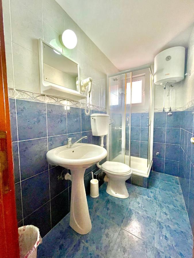 فندق Vila L بودفا المظهر الخارجي الصورة